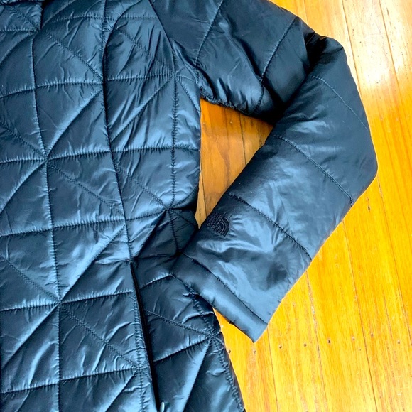 The North Face Women's Insulated Arlayne Jacket size S - Picture 7 of 8